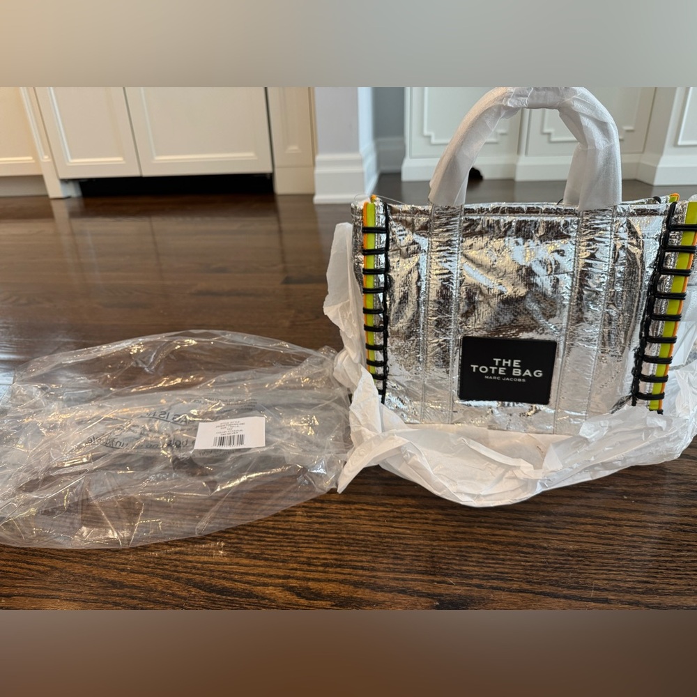 Marc Jacobs The medium tote